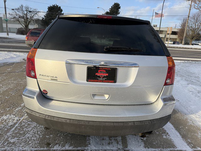 Used 2006 Chrysler Pacifica Touring FWD image 6