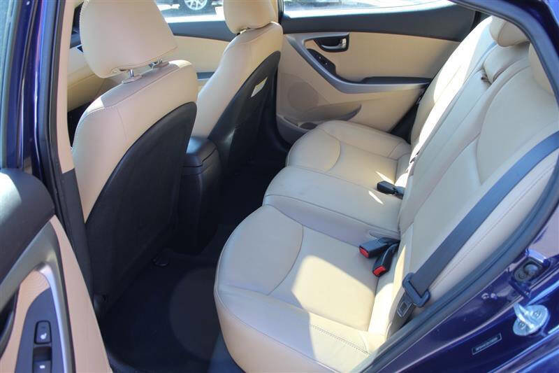 Used 2013 Hyundai Elantra Limited image 22