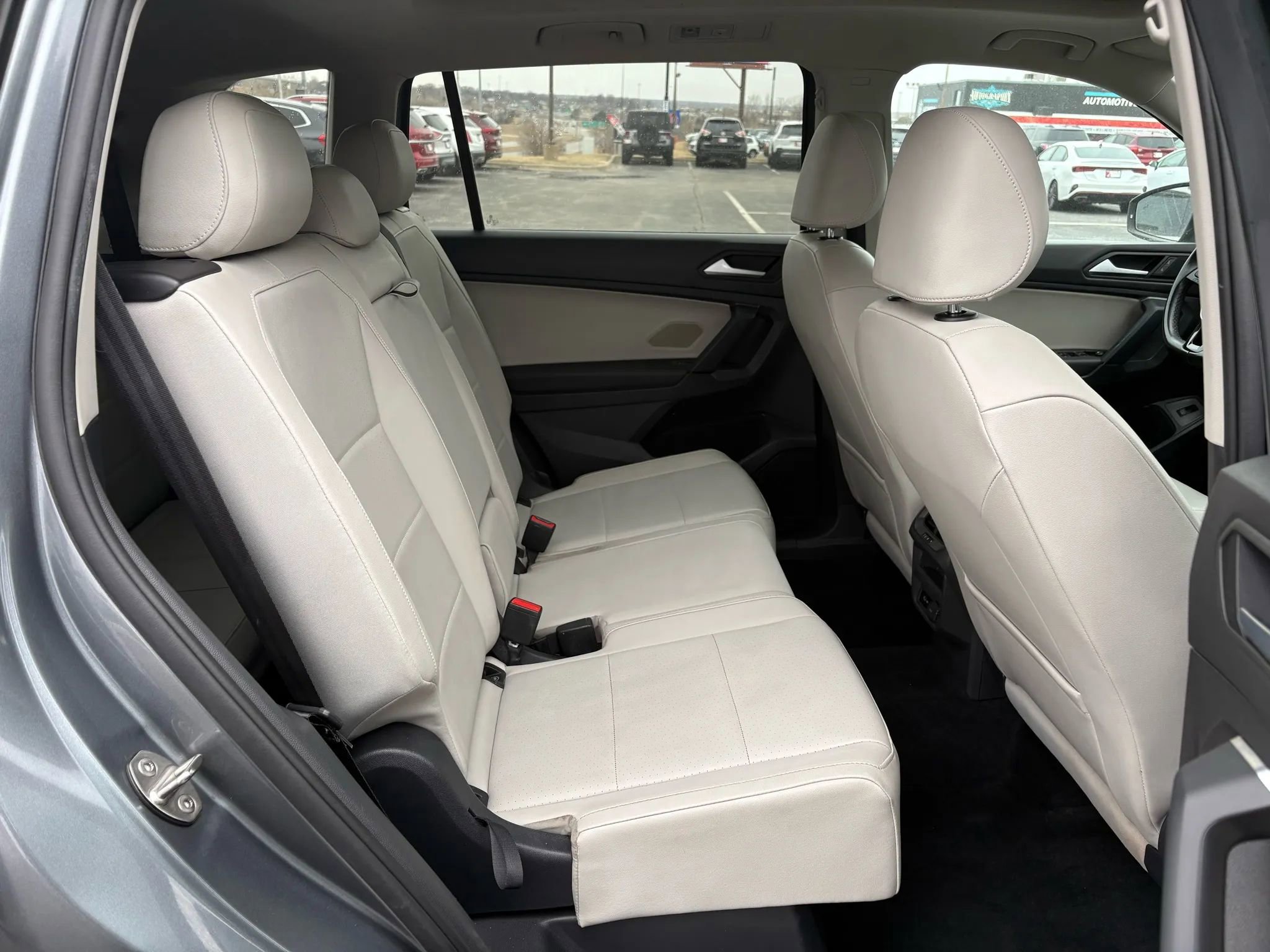Used 2019 Volkswagen Tiguan SEL image 20