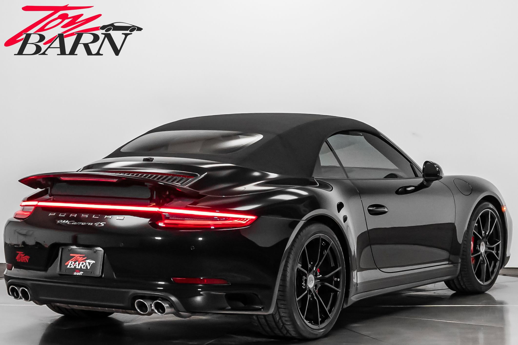 Used 2017 Porsche 911 Carrera 4S image 13