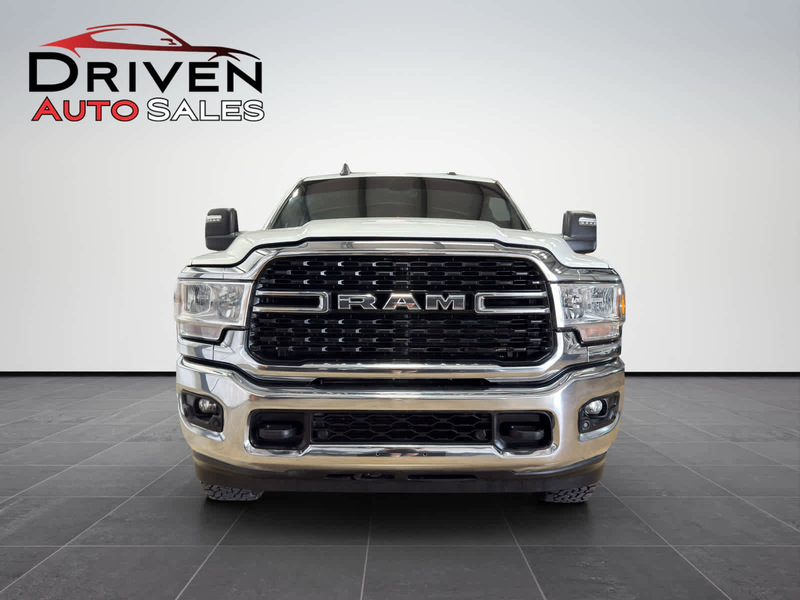 Used 2024 RAM 2500 Big Horn w/ Off Road Package image 9
