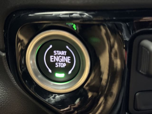 Certified 2022 Chevrolet Silverado 1500 ZR2 w/ Technology Package image 17