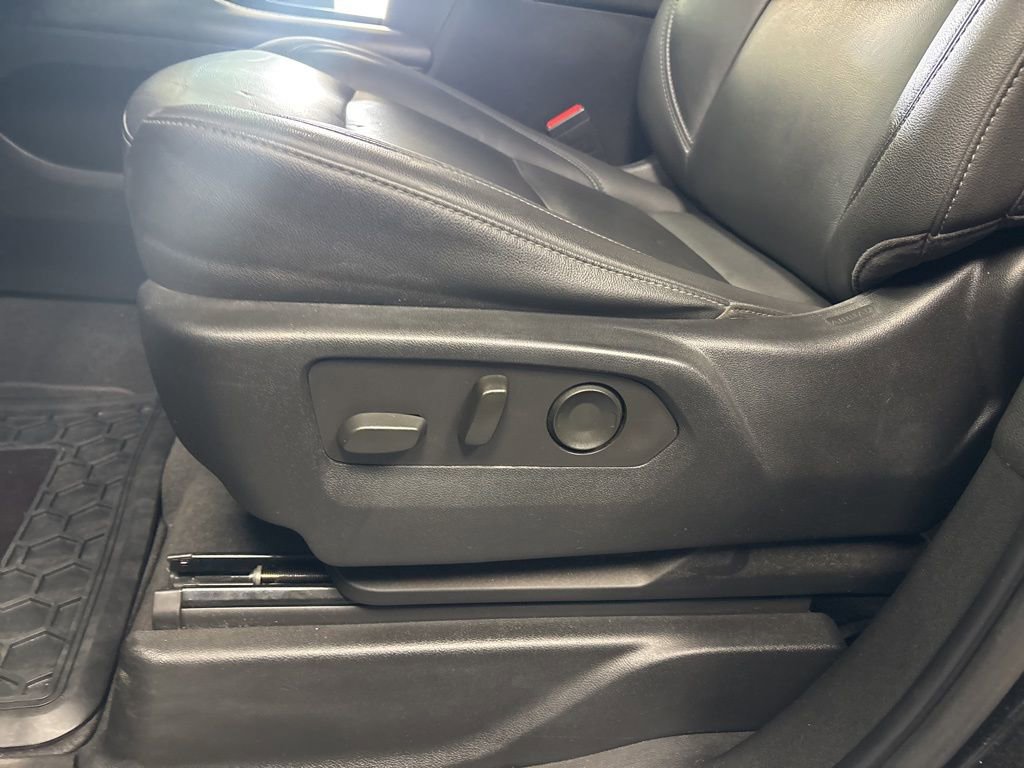 Used 2021 Chevrolet Suburban Z71 image 25