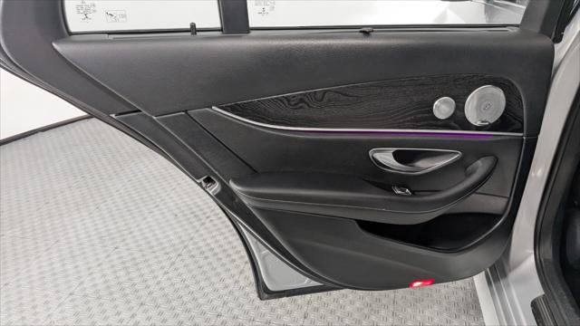 Used 2017 Mercedes-Benz E 400 4MATIC Wagon image 17