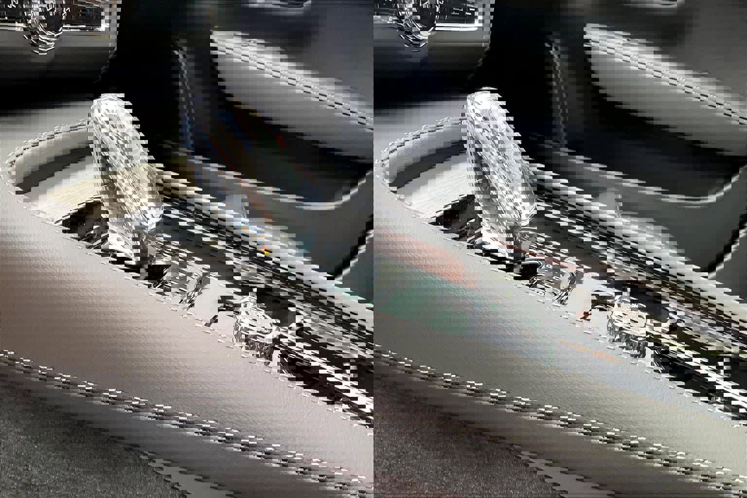 Used 2025 Volvo V90 B6 Cross Country Ultra w/ Protection Package Premier image 17