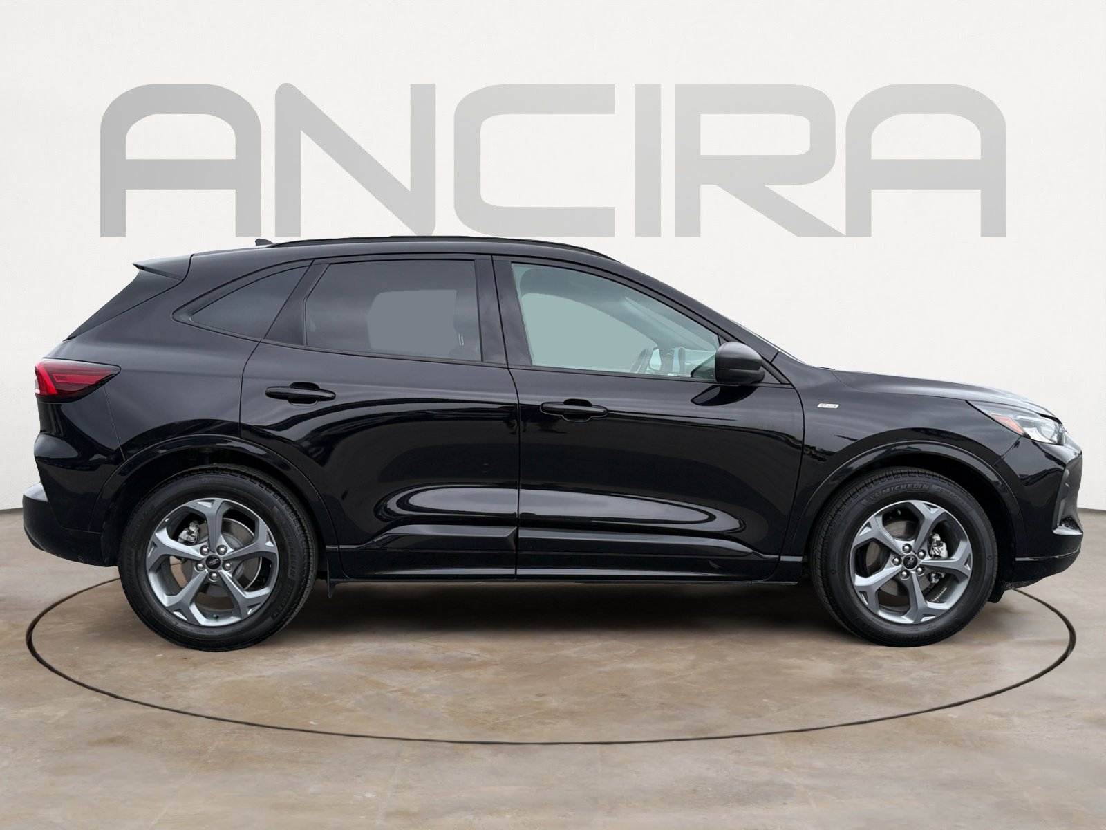 Used 2024 Ford Escape ST-Line w/ Equipment Group 301A FWD image 11