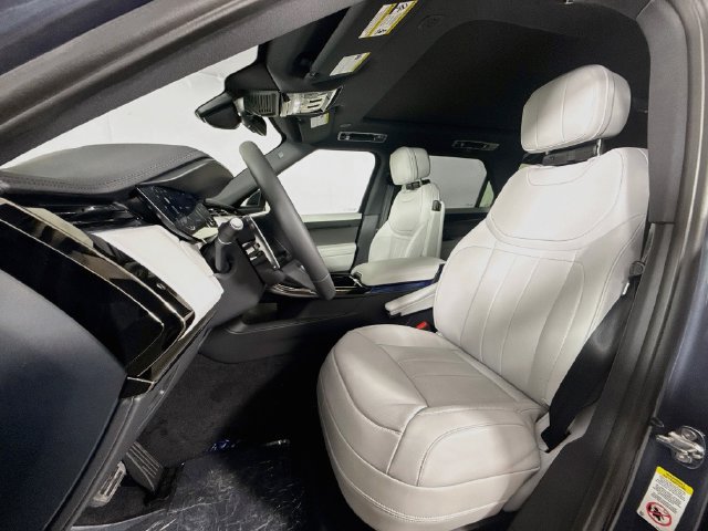 New 2027 Land Rover Range Rover Sport SE AWD/4WD image 11