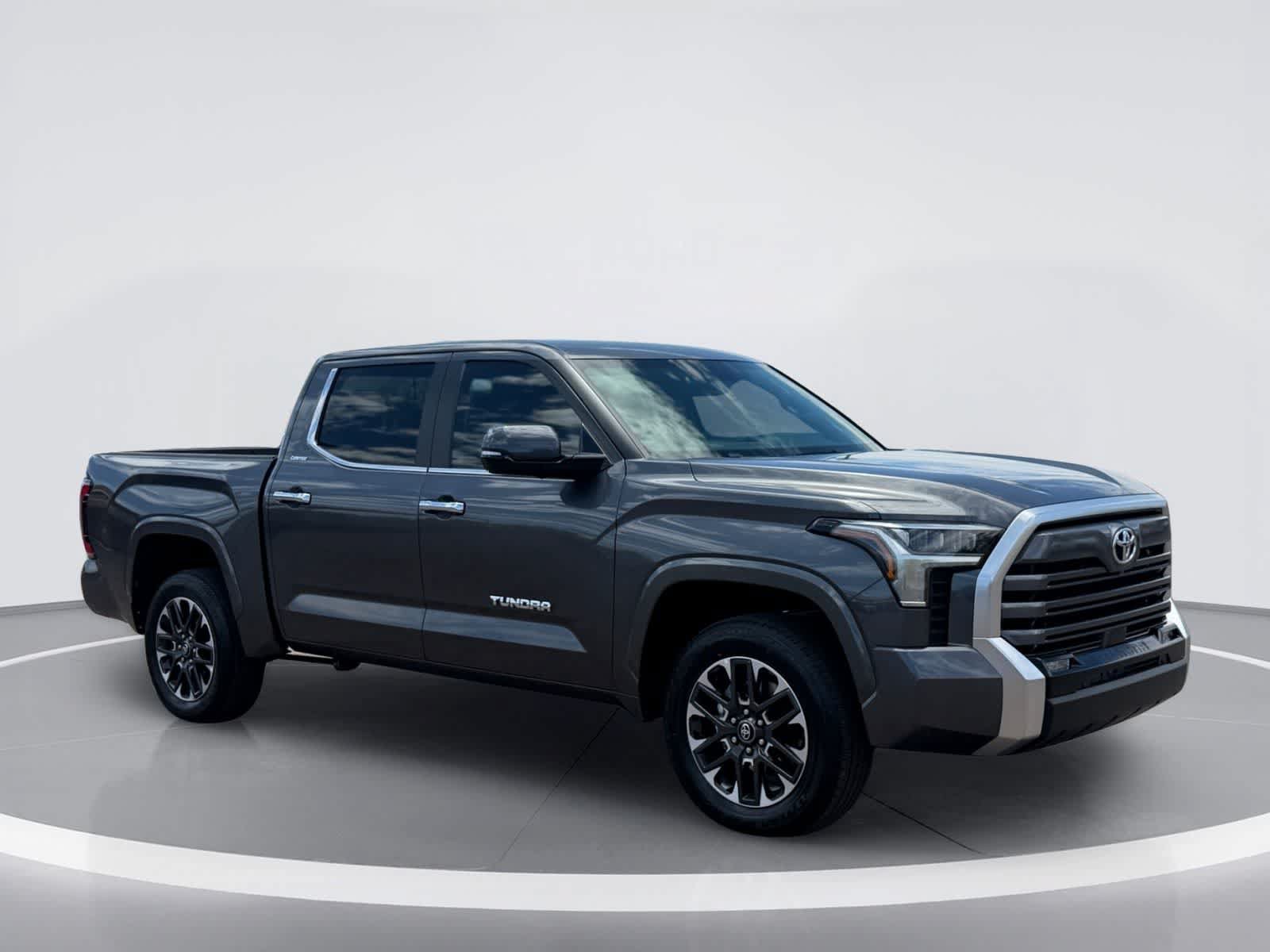 Used 2026 Toyota Tundra Limited AWD/4WD image 8