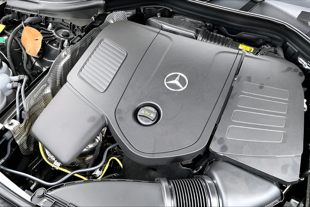 Certified 2025 Mercedes-Benz GLC 350e 4MATIC image 16
