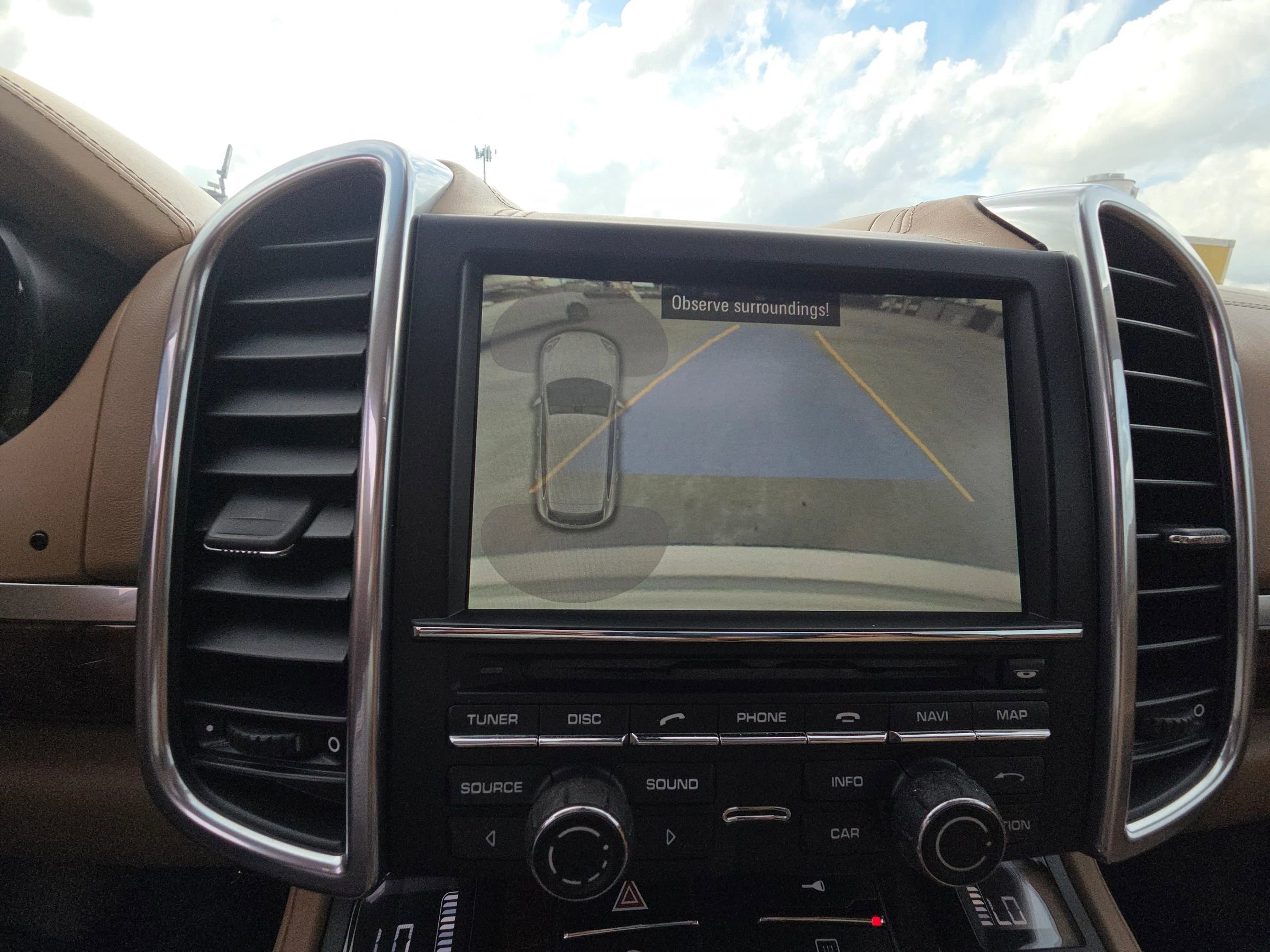 Used 2011 Porsche Cayenne Turbo AWD/4WD image 28
