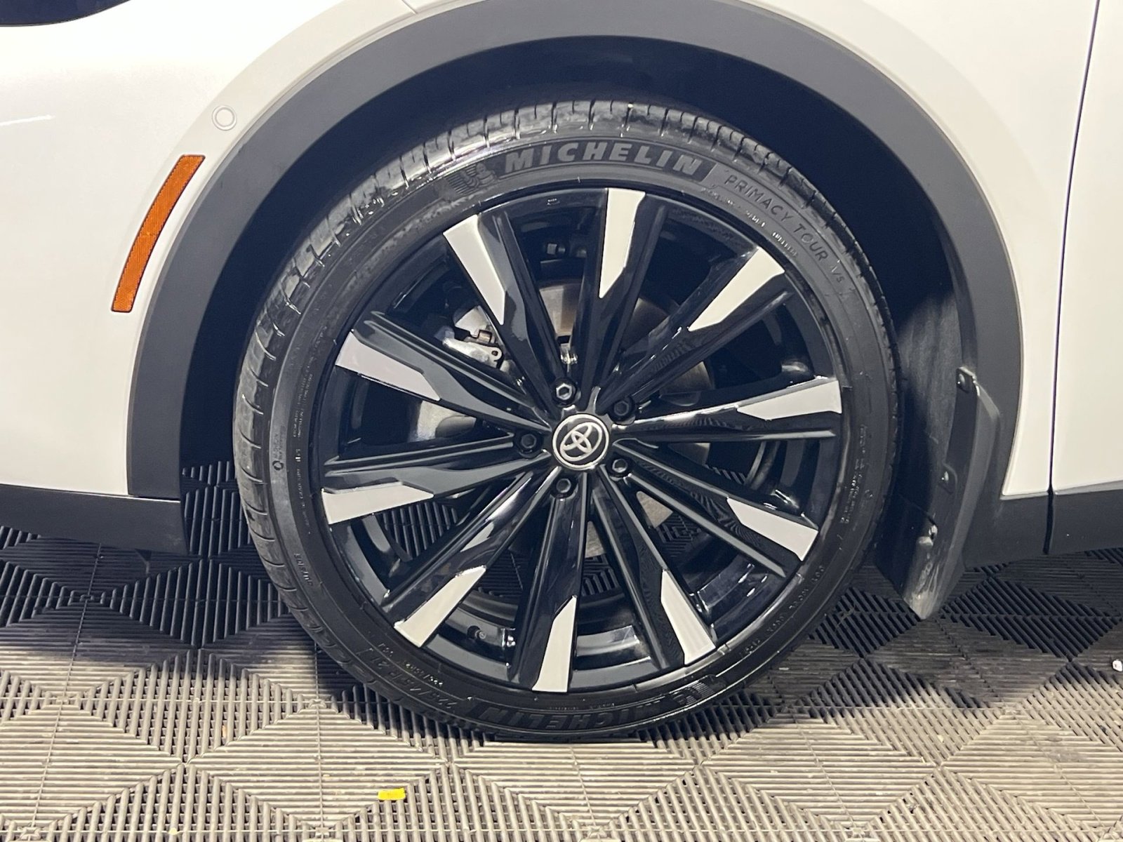 Used 2026 Toyota Crown Platinum image 13