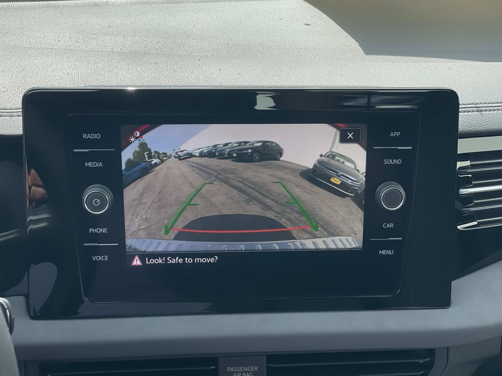 New 2026 Volkswagen Jetta SE FWD image 13