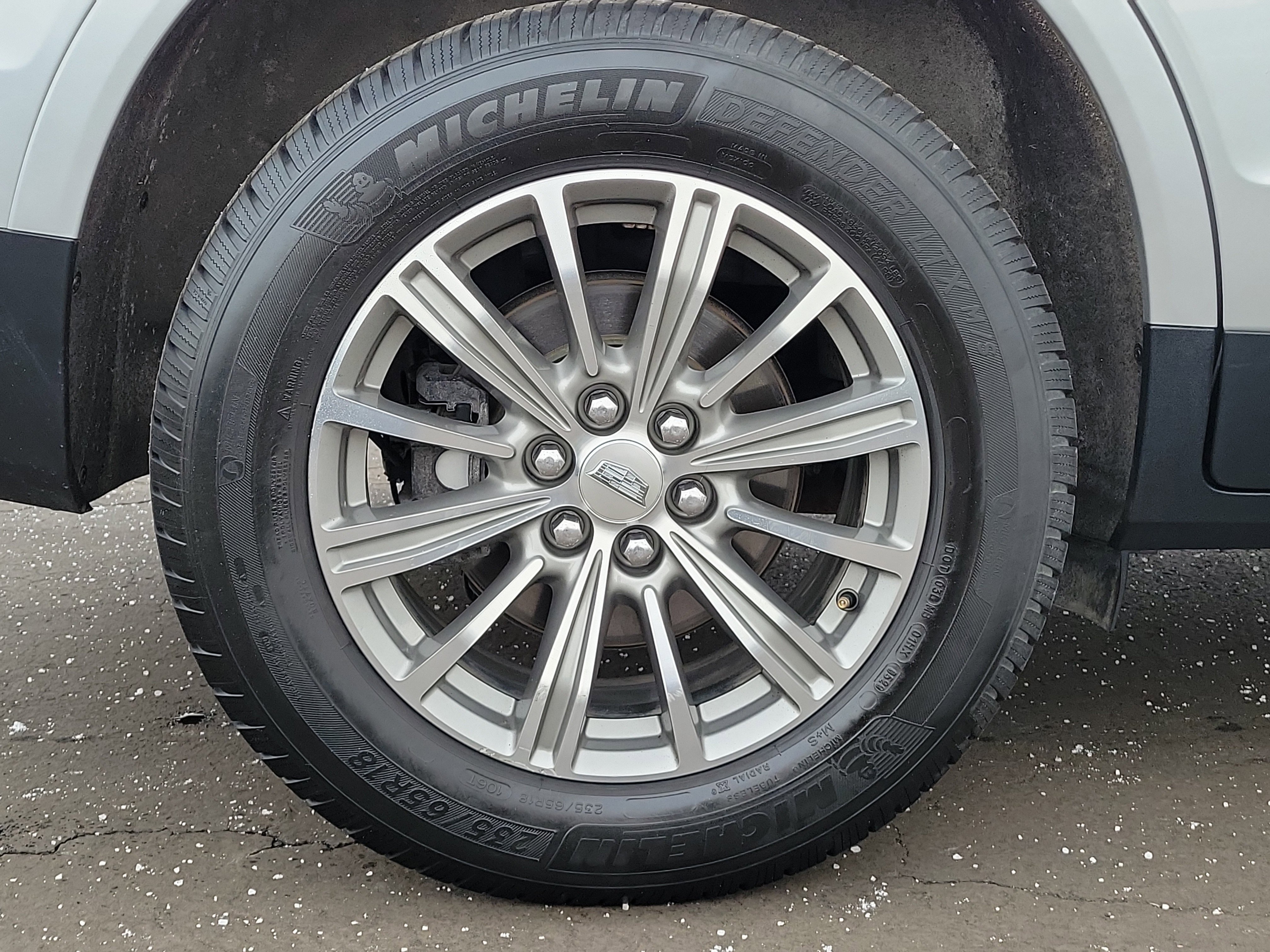 Used 2017 Cadillac XT5 Luxury image 10