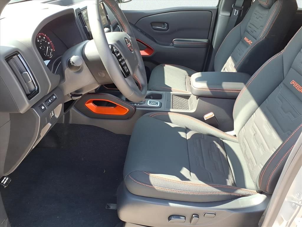 New 2026 Nissan Frontier PRO-4X w/ Pro-4x Convenience Package image 13