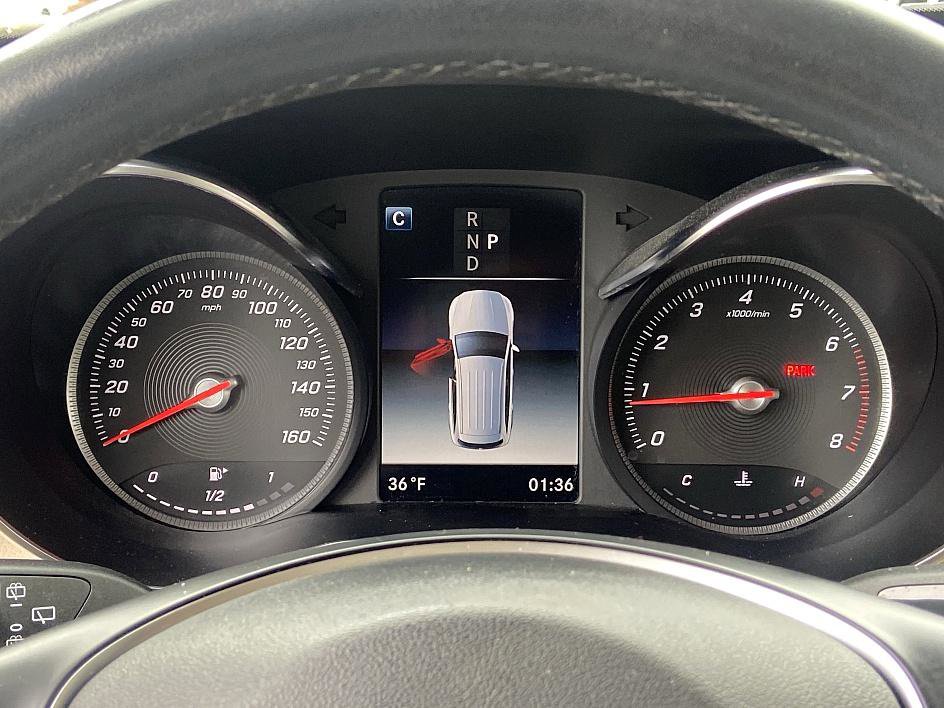 Used 2019 Mercedes-Benz GLC 300 4MATIC image 14