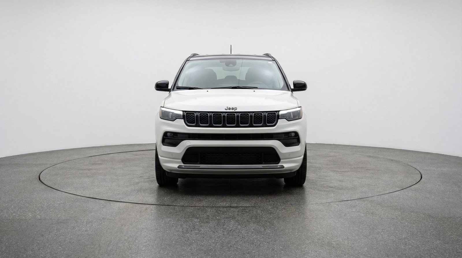 Used 2025 Jeep Compass Limited AWD/4WD image 2