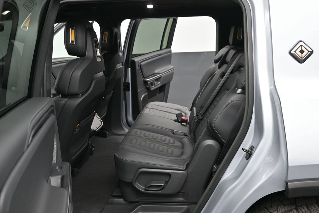 Used 2023 Rivian R1S Adventure AWD/4WD image 12