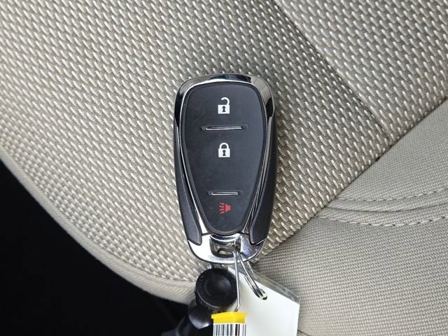 Used 2023 Chevrolet Traverse LS w/ Midnight/Sport Edition image 35