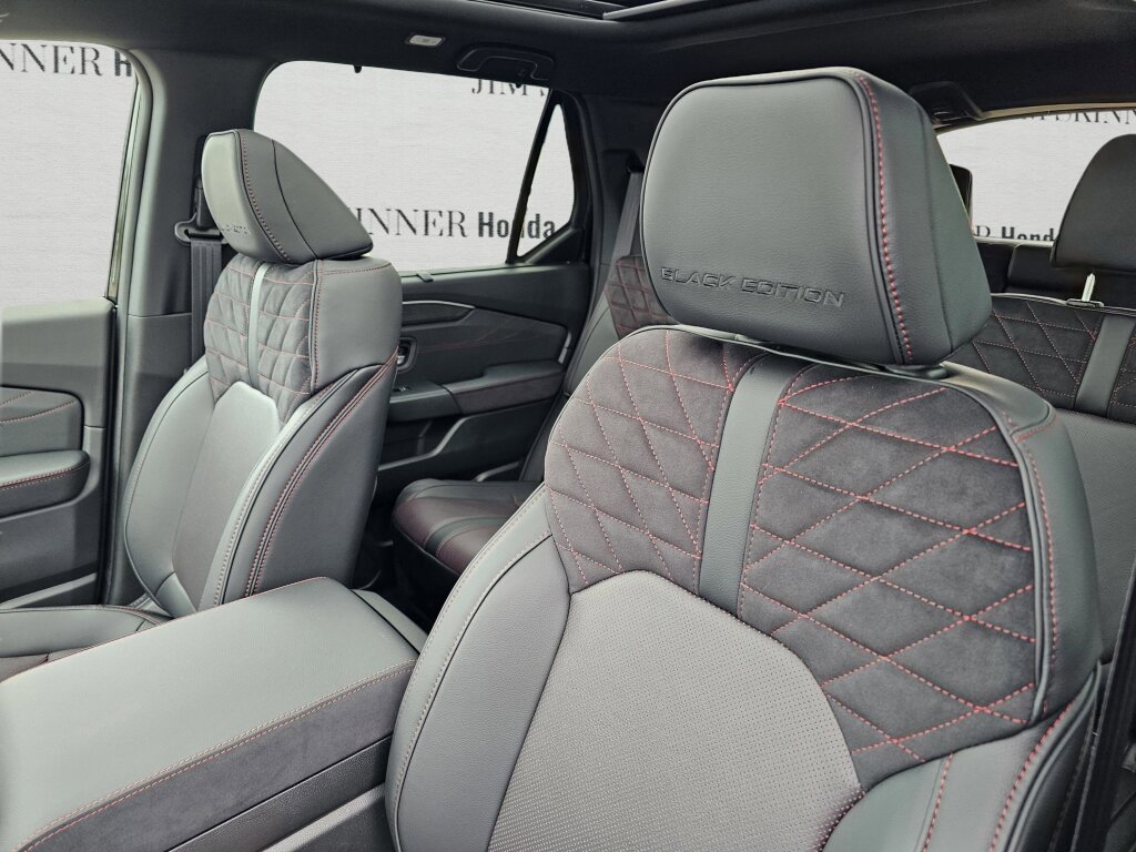 New 2026 Honda Pilot Black Edition image 19