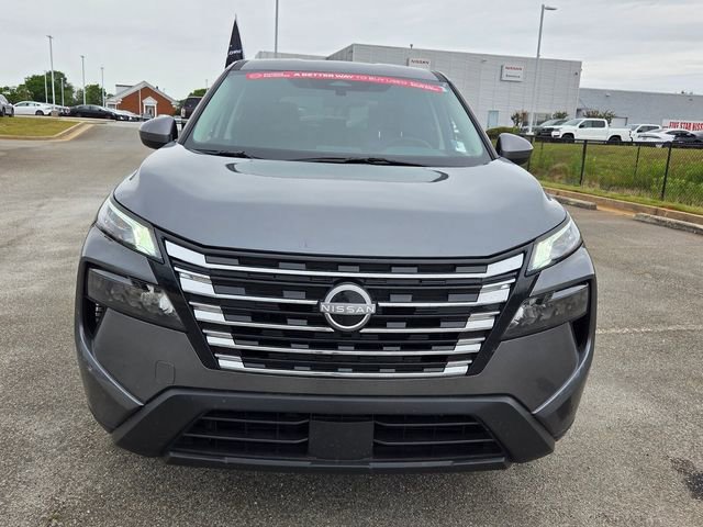 Used 2026 Nissan Rogue SV FWD image 2