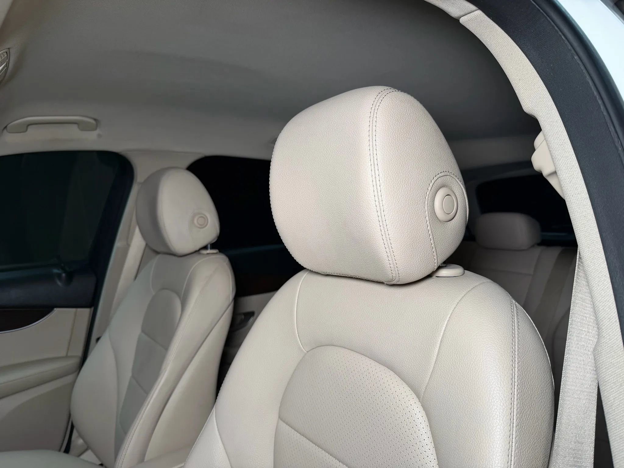 Used 2019 Mercedes-Benz GLC 300 image 39