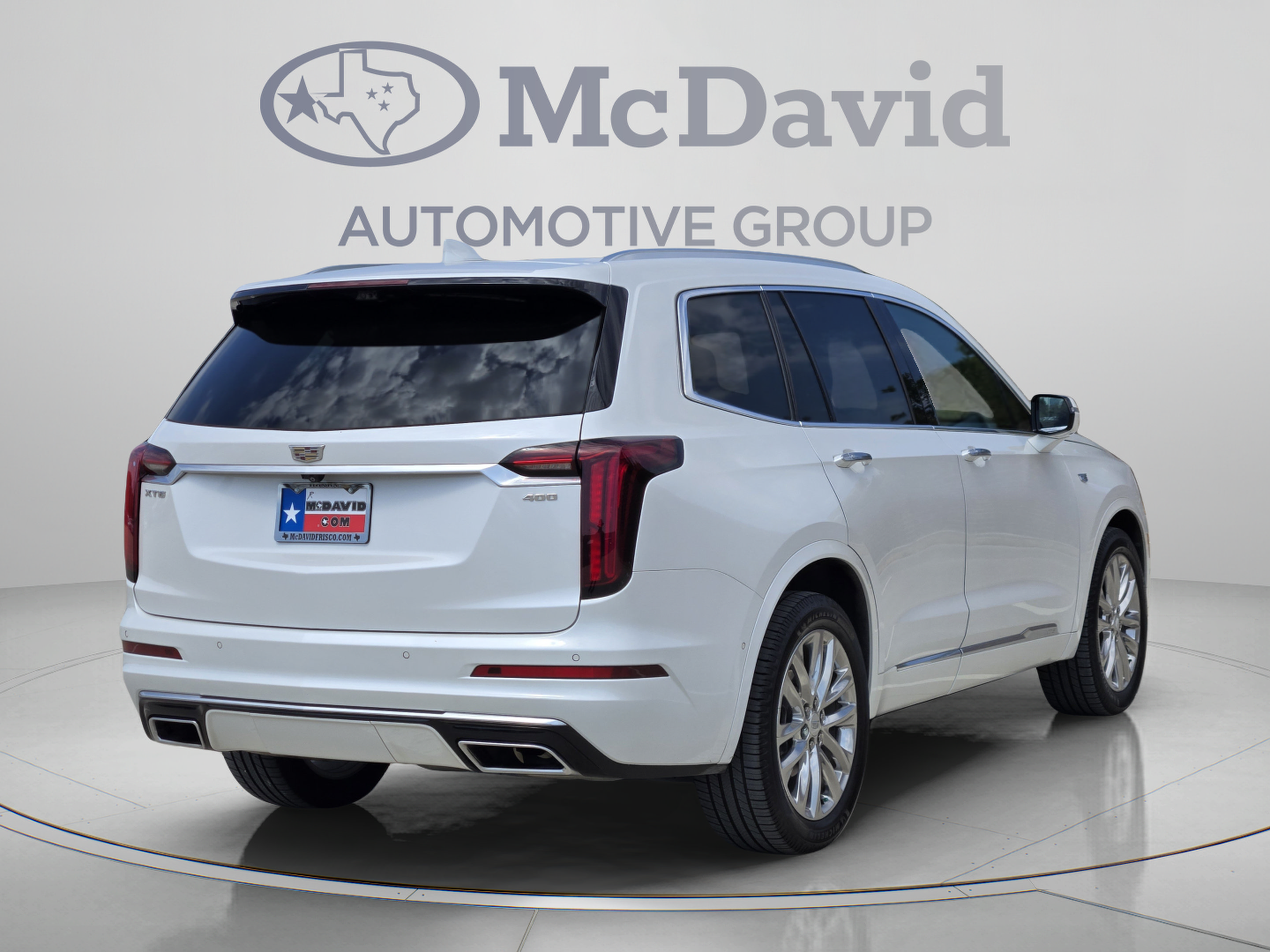 Used 2022 Cadillac XT6 Premium Luxury w/ Technology Package FWD image 6