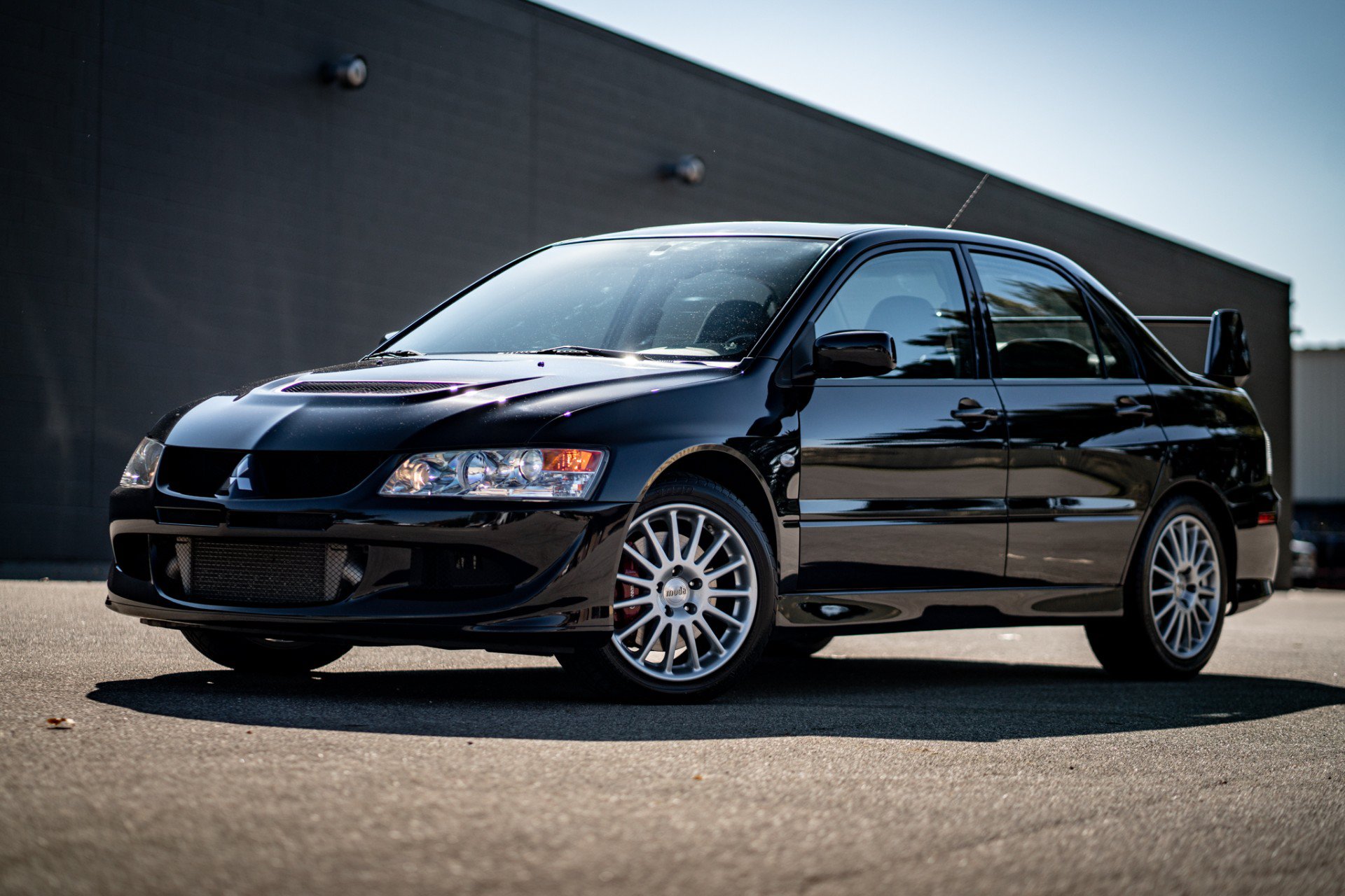 Used 2003 Mitsubishi Lancer Evolution AWD/4WD image 3