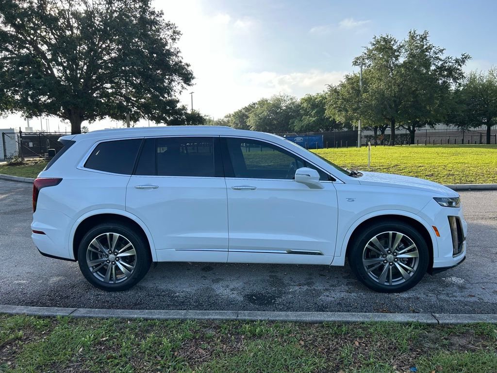 Used 2021 Cadillac XT6 Premium Luxury image 6