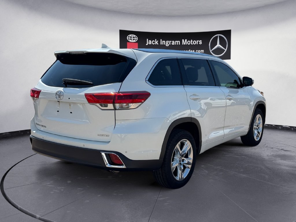 Used 2019 Toyota Highlander Limited FWD image 5