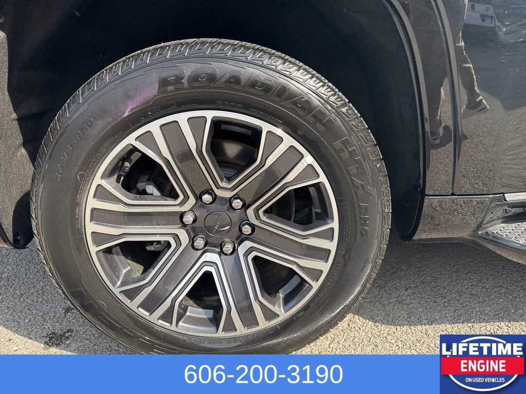 Used 2024 Jeep Wagoneer Series II w/ Flexible Seating Group image 5