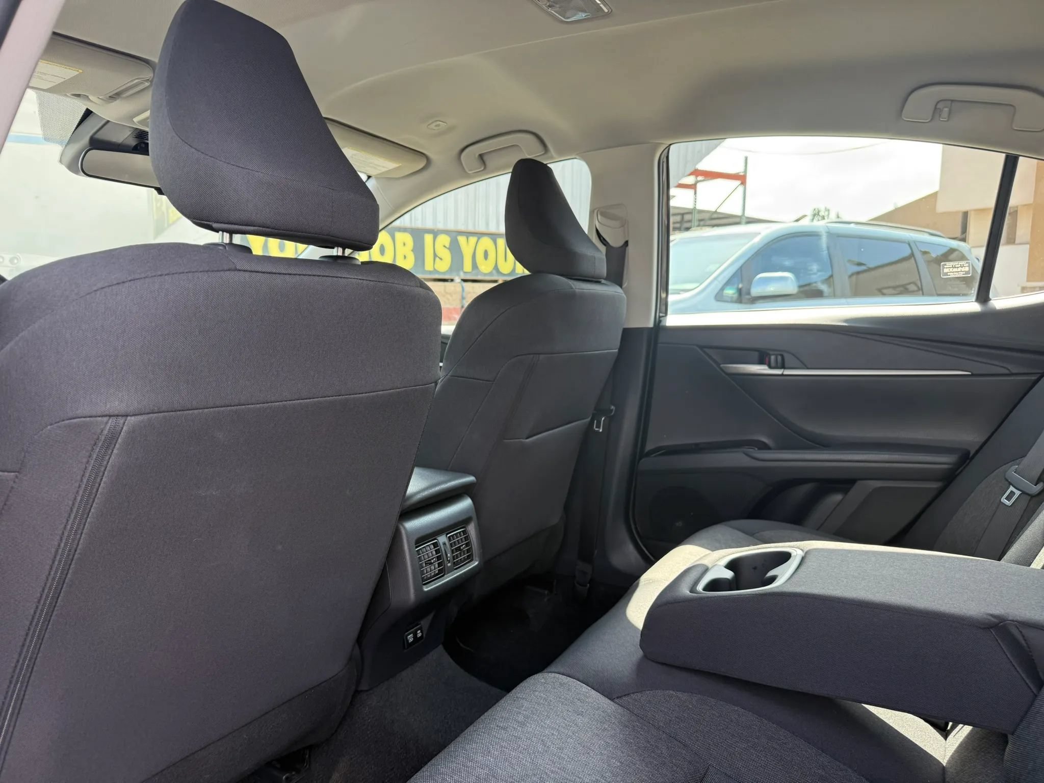 Used 2025 Toyota Camry LE FWD image 12