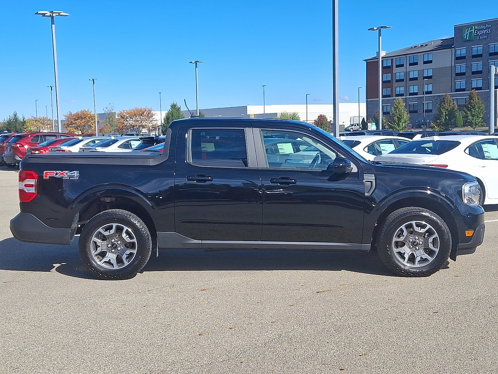 Used 2024 Ford Maverick Lariat w/ FX4 Off-Road Package image 7
