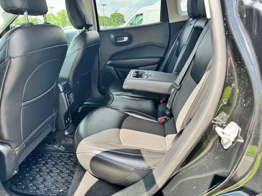 Used 2019 Jeep Compass Latitude w/ Popular Equipment Group AWD/4WD image 21