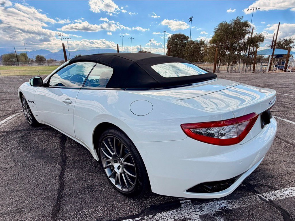 Used 2014 Maserati GranTurismo Convertible RWD image 3