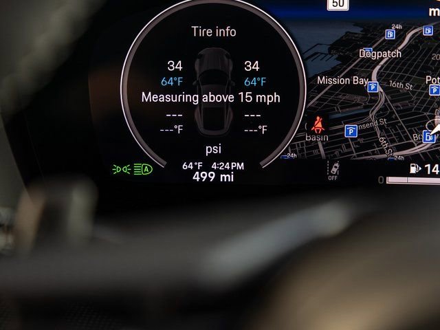 Used 2025 Porsche 911 Carrera 4 GTS image 30