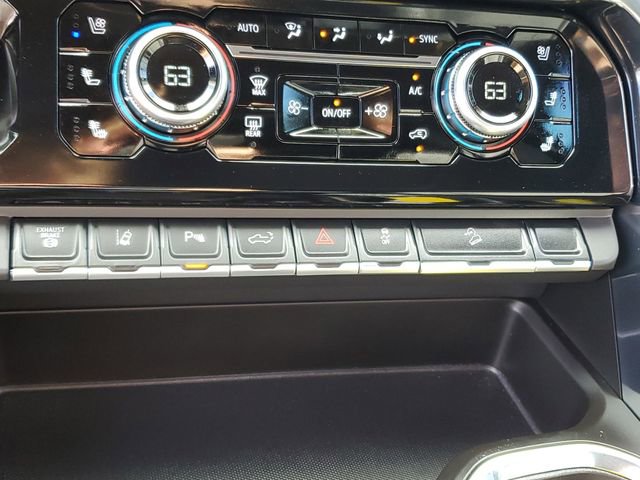 Used 2025 GMC Sierra 2500 Denali w/ Denali Reserve Package image 24