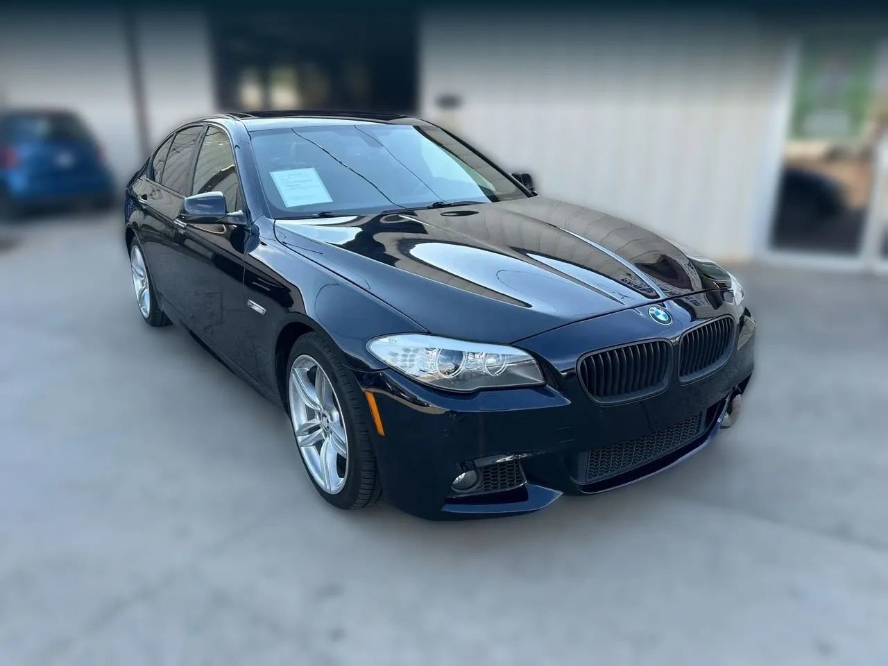 Used 2013 BMW 550i xDrive Sedan AWD/4WD image 12