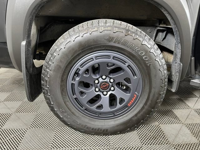 Used 2025 Nissan Frontier PRO-4X w/ Pro Convenience Package AWD/4WD image 12
