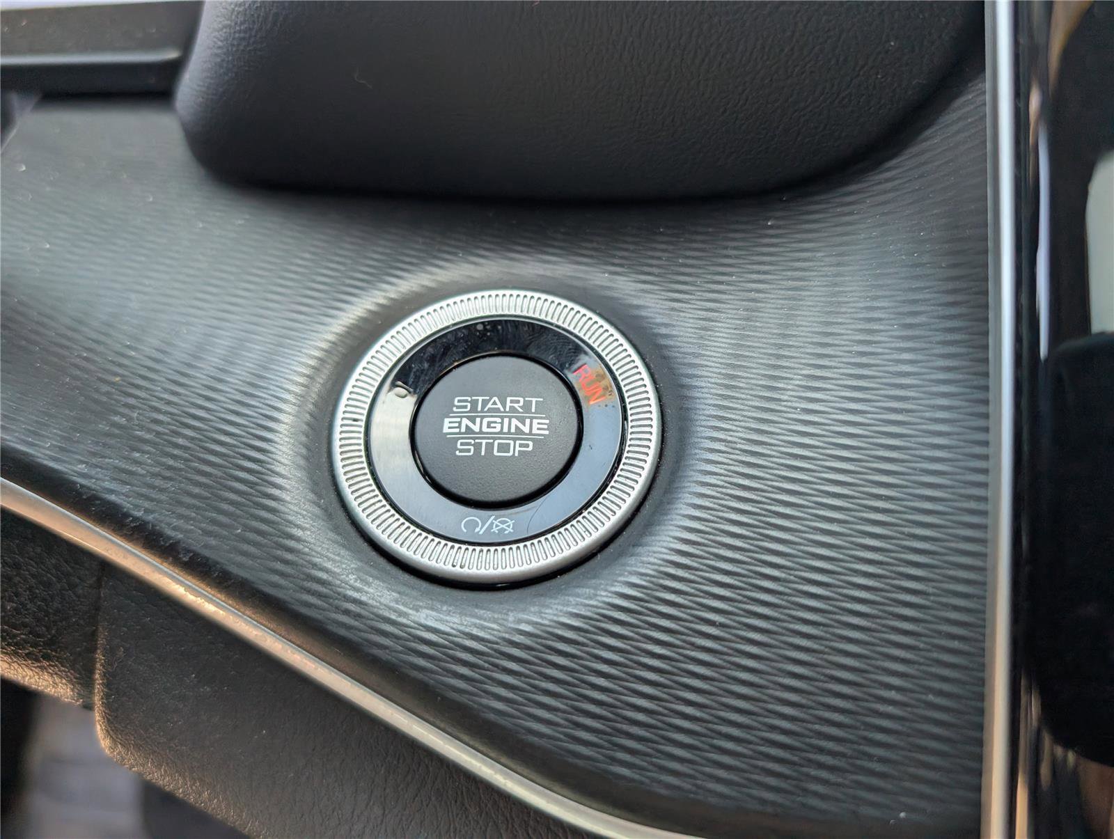 Used 2023 Jeep Grand Cherokee Altitude image 25