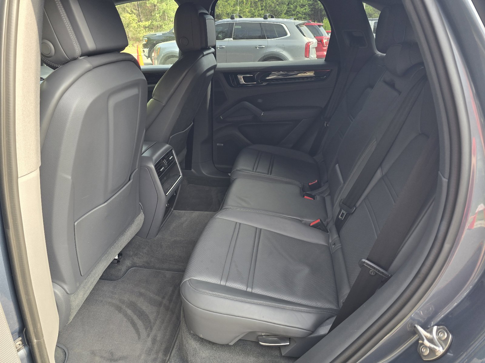 Used 2019 Porsche Cayenne image 10