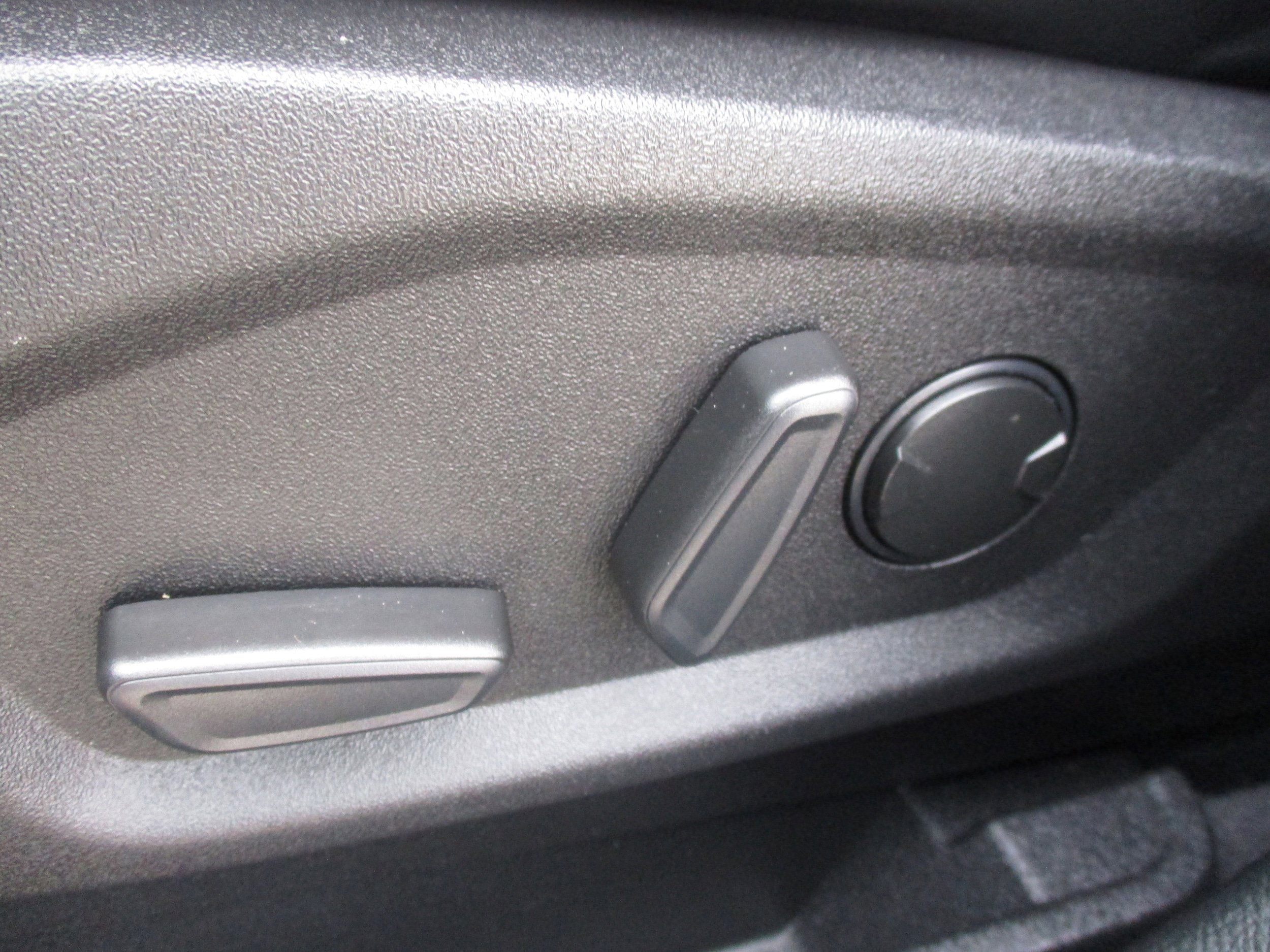 Used 2024 Ford Edge SEL w/ Convenience Package AWD/4WD image 32