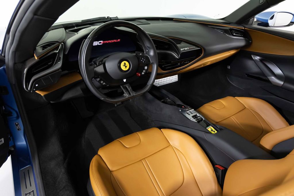 Used 2022 Ferrari SF90 Stradale image 5