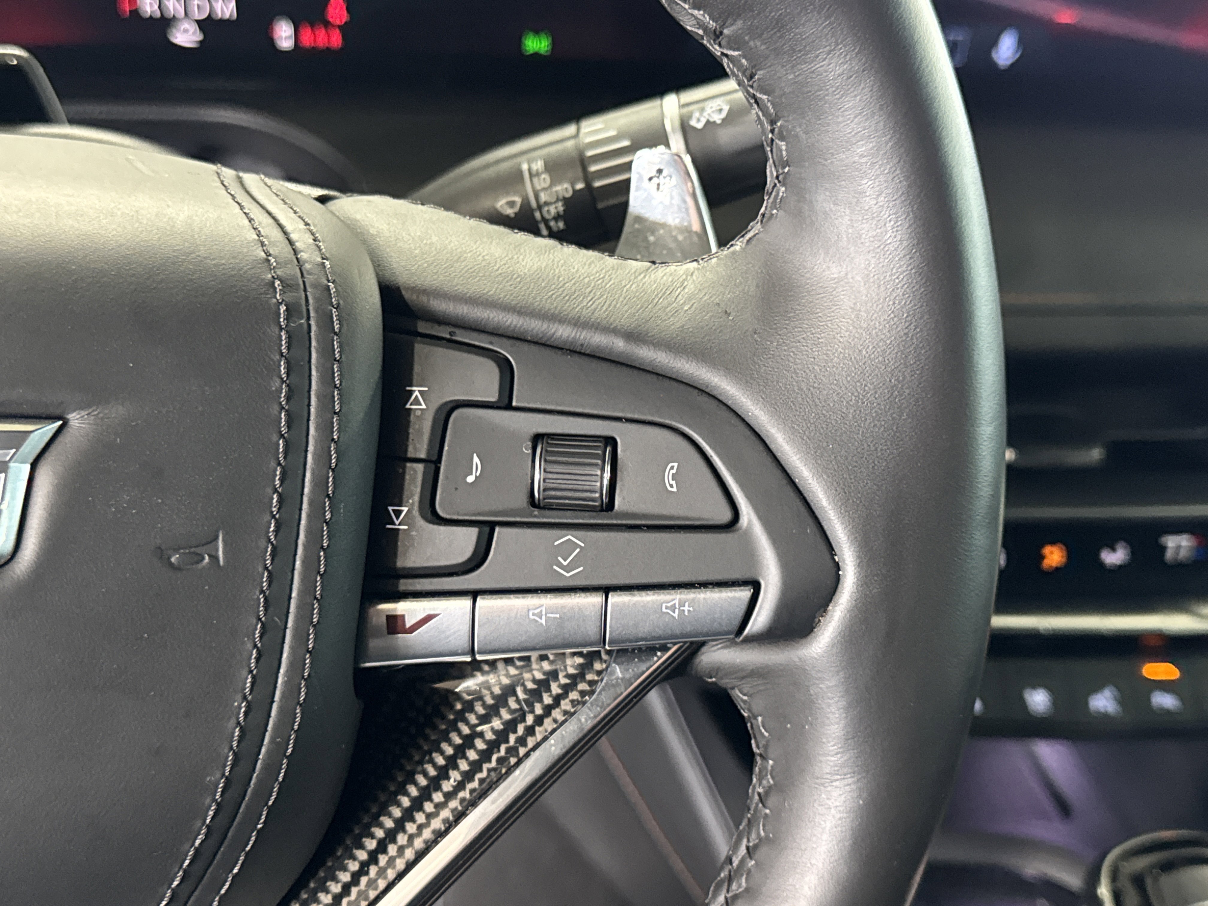 Used 2025 Cadillac CT5 V image 21