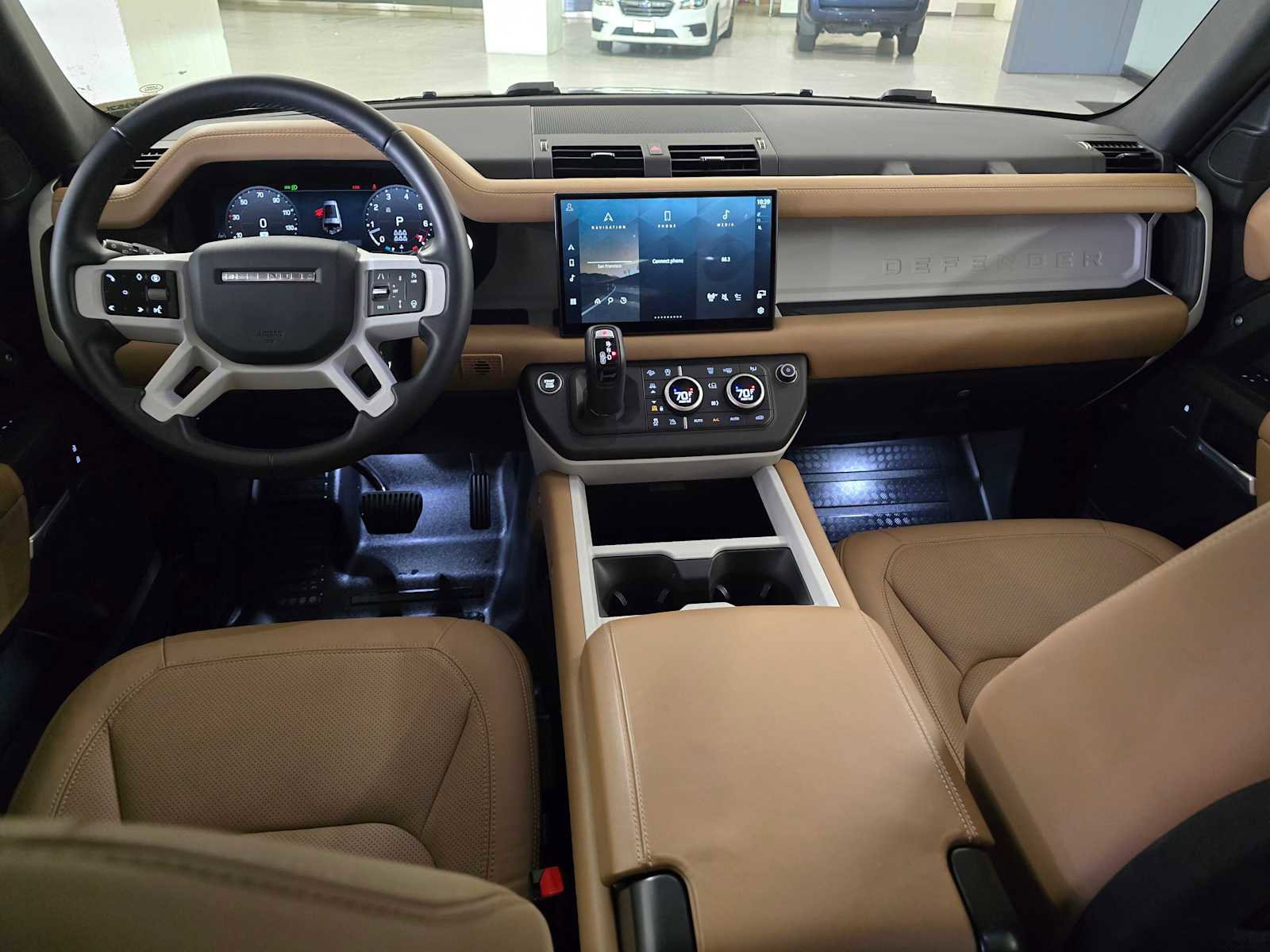 Used 2025 Land Rover Defender 130 S image 21