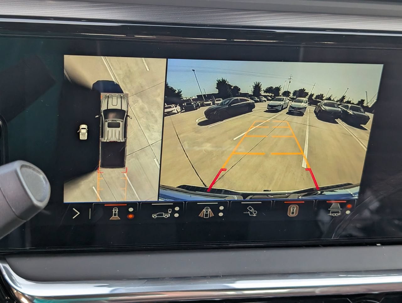 New 2026 GMC Sierra 2500 Denali Ultimate AWD/4WD image 12