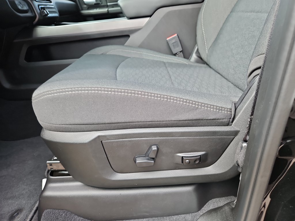 New 2026 RAM 2500 Big Horn AWD/4WD image 11