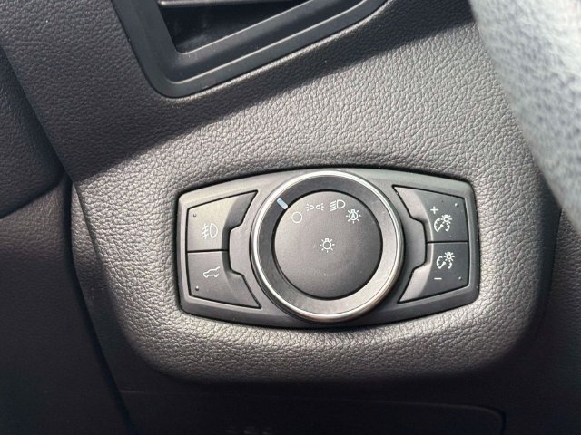 Used 2017 Ford Escape SE AWD/4WD image 20