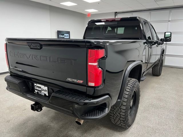 Used 2024 Chevrolet Silverado 2500 ZR2 w/ Technology Package image 11