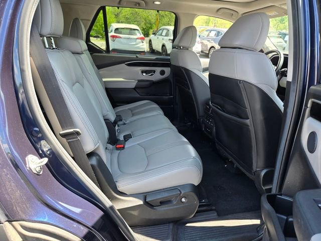 Used 2025 Honda Pilot Touring image 21