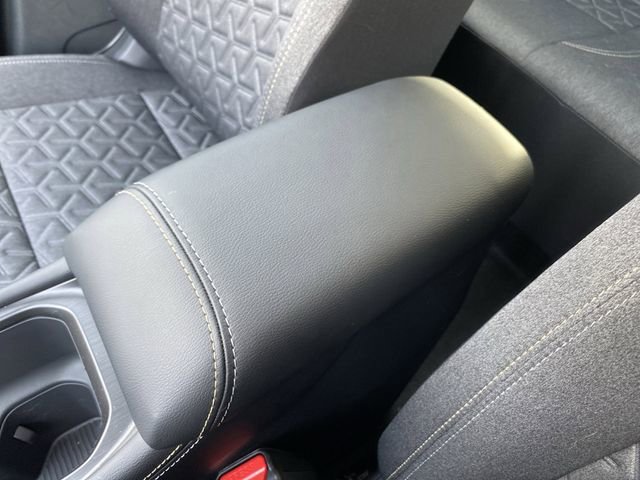 Used 2025 Nissan Kicks SV w/ SV Premium Package image 20